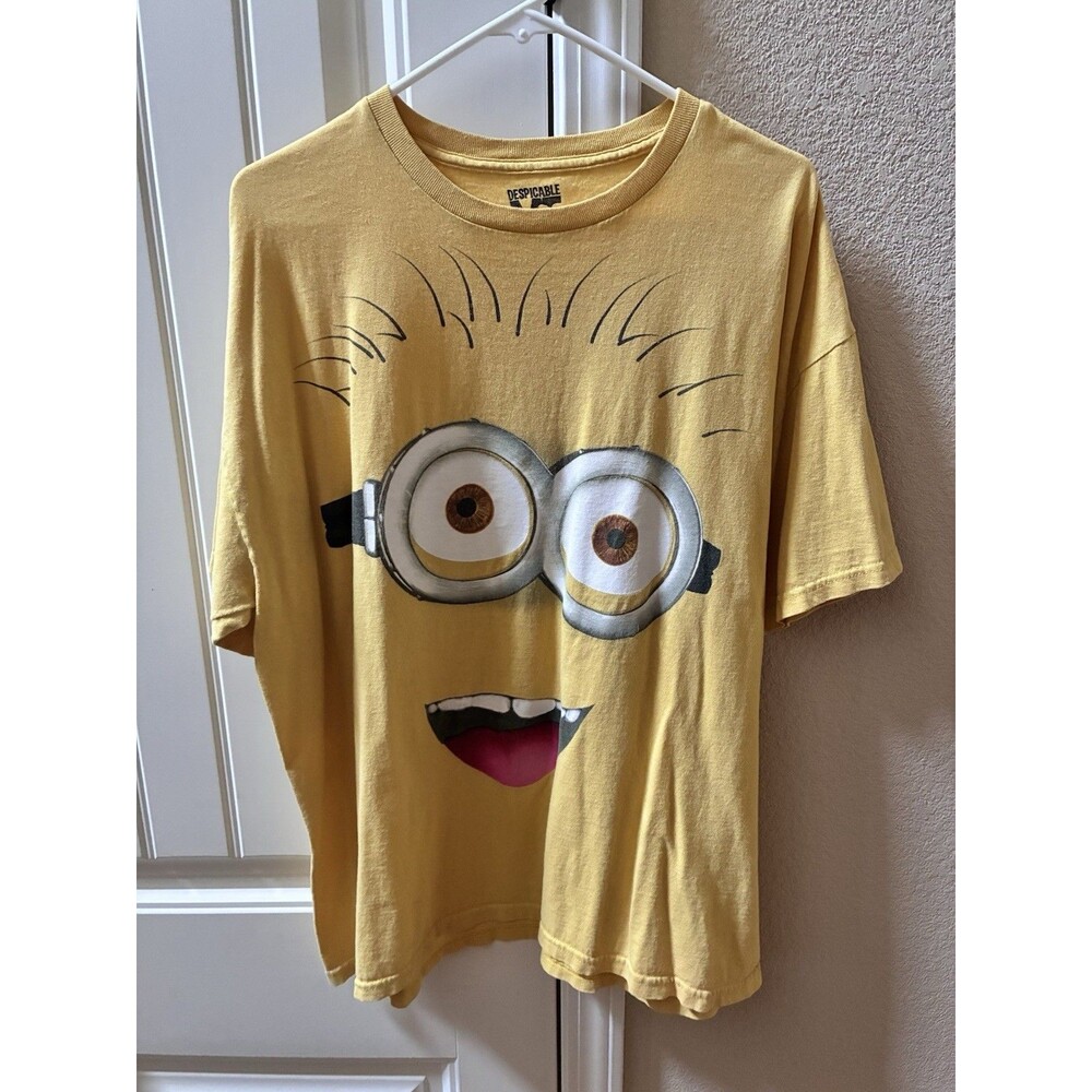 Despicalbe Me Movie Promo Shirt-XL Illumination Minions